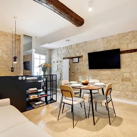 Appartement Lavie Maion Prestige Near Place Des Vosges Paris